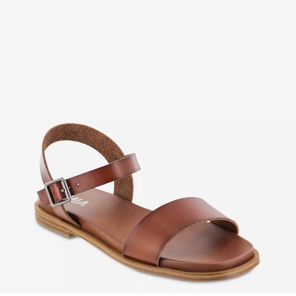 MIA Brown Sandals Minimalist Design - Picture 2 of 2